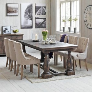 Matgrupp: Lamier matbord med 6 st Tuva stolar + 3.00 x Möbeltassar