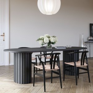 Matgrupp PiPi ovalt matbord 240 cm inkl 4 st Sunda matstol – Svartbets + Fläckborttagare för möbler