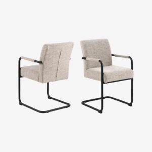 AC Design Furniture – Matstol med armstöd Adele – Natur – Stolar – Från Homeroom