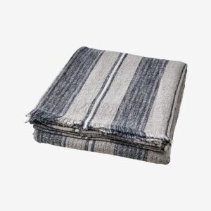 Affari of Sweden – Filt/bordsduk Hilda – Grå – Filtar & plädar – Från Homeroom