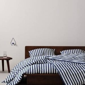 BOEL påslakanset enkelsäng – ekologisk Marinblå/vit