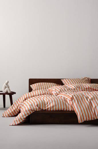 BOEL påslakanset enkelsäng – ekologisk Orange/ljusblå