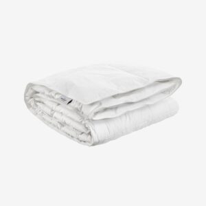 Borganäs of Sweden – Hotelltäcke 1050g – Vit – Täcken – Från Homeroom