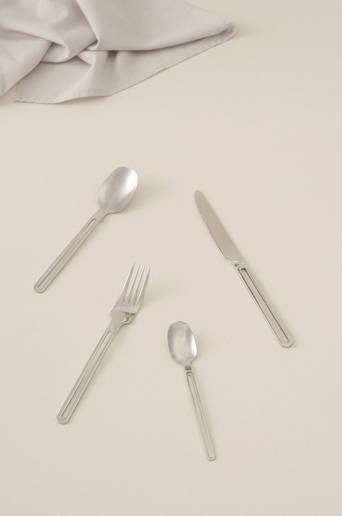 DORIAN bestickset 24-pack Silver