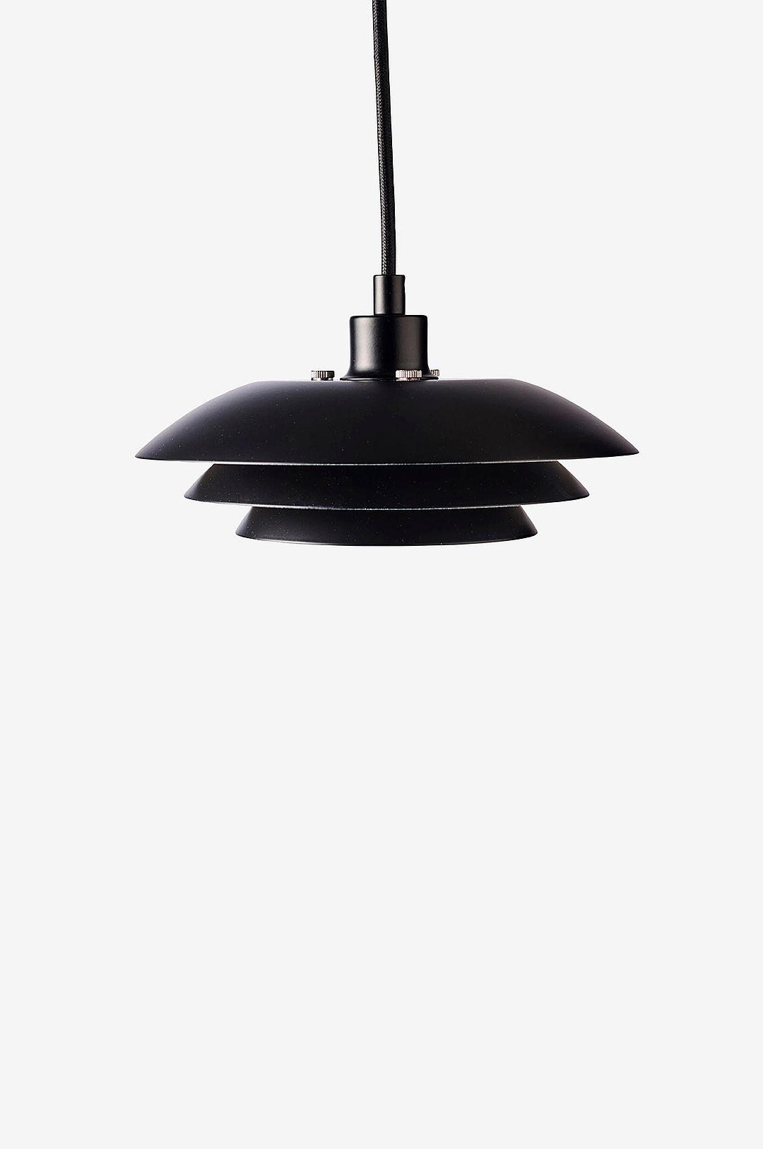 Dyberg Larsen – Pendel DL20 – Svart – Takpendlar – Från Homeroom