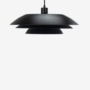 Dyberg Larsen – Taklampa DL45 – Svart – Takpendlar – Från Homeroom