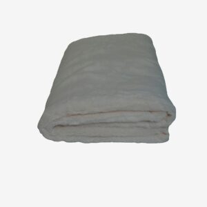 Eightmood – Filt Fuzzy – Vit – Filtar & plädar – Från Homeroom