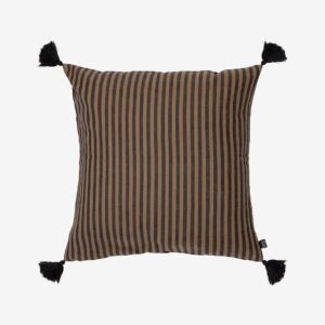 Eightmood – Kuddfodral, Arild 60×60 cm – Brun – Prydnadskuddar & kuddfodral – Från Homeroom