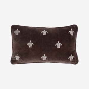 Eightmood – Kuddfodral, Galapagos 30×50 cm – Brun – Prydnadskuddar & kuddfodral – Från Homeroom