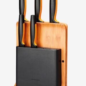 Fiskars – Knivblock i bambu med 5 knivar – Köksknivar & tillbehör – Från Homeroom