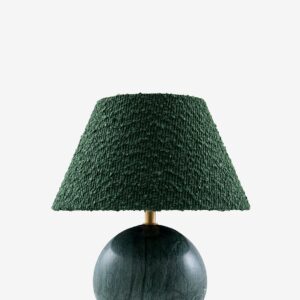 Globen Lighting – Bordslampa Castello 24 Mörkgrön marmor/beige – Grön – Bordslampor – Från Homeroom