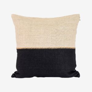 Halvor Bakke – Queenstown Kuddfodral – Beige – Prydnadskuddar & kuddfodral – Från Homeroom