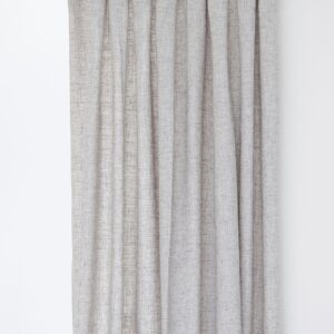 Hasta – Gardin Lina 132×250 – Grå – Veckbandslängder – Från Homeroom