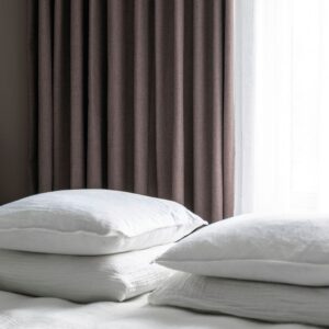 Hasta – Gardin Lina 132×250 cm – Brun – Hanklängder – Från Homeroom