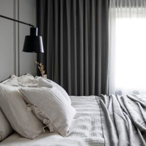 Hasta – Gardin Lina 132×250 cm – Grå – Hanklängder – Från Homeroom