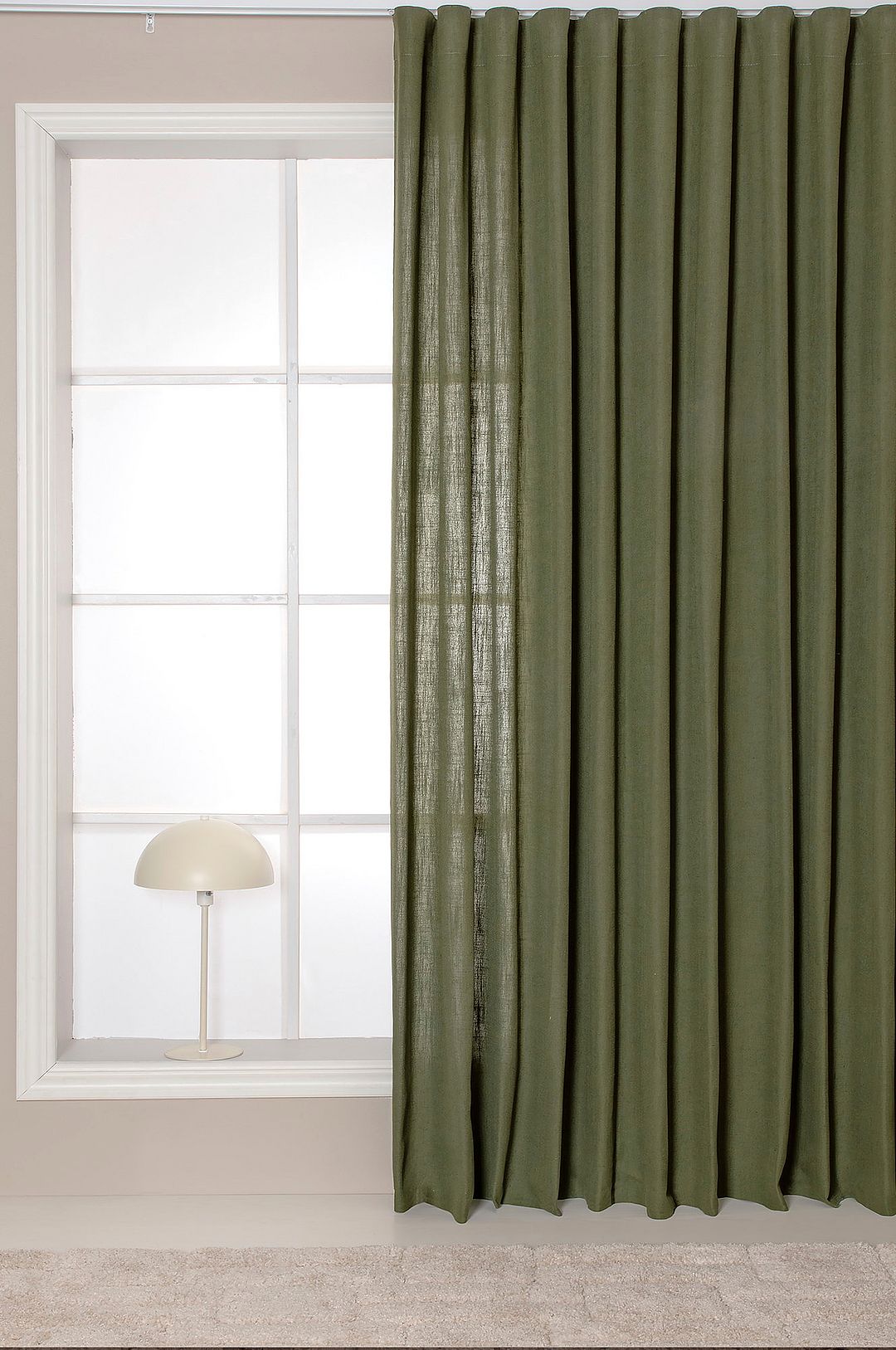 Hasta – Gardin Lina 268×280 cm – Grön – Veckbandslängder – Från Homeroom