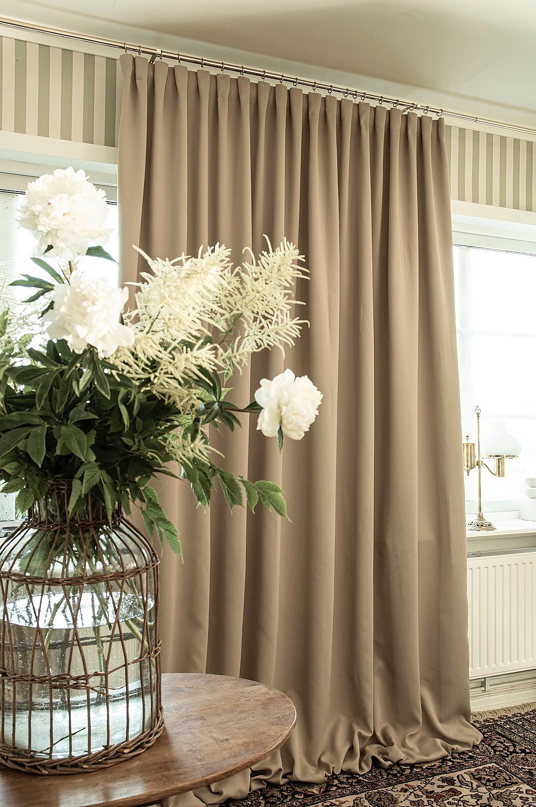 Hasta – Gardin Svala (recycle) 268×280 cm – Beige – Hanklängder – Från Homeroom