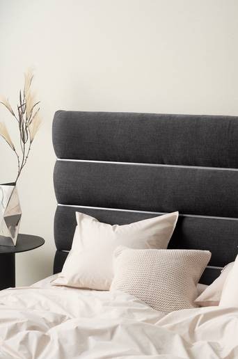 KLIPPHOLMEN sänggavel 160 cm Svart