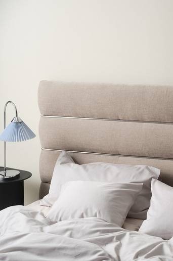 KLIPPHOLMEN sänggavel 180 cm Beige