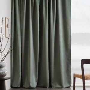 KYLIE mörkläggningsgardin 1 längd – extra bred Grön