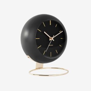 Karlsson – Bordsklocka Globe – Svart – Väggklockor & bordsur – Från Homeroom