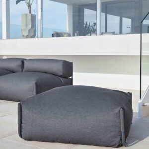 Kave Home – Puff Square – Grå – Utefåtöljer – Från Homeroom