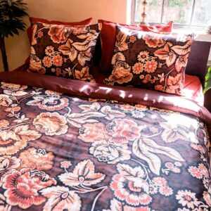 Kayori – Påslakanset – Reza – 2 delar – Röd – Påslakanset – Från Homeroom