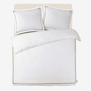 Kayori – Påslakanset – Yoichi – 3 delar – Vit – Påslakanset – Från Homeroom