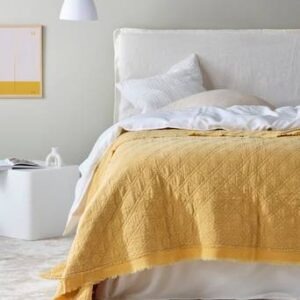 LILLY överkast – dubbelsäng 260×260 cm Gul