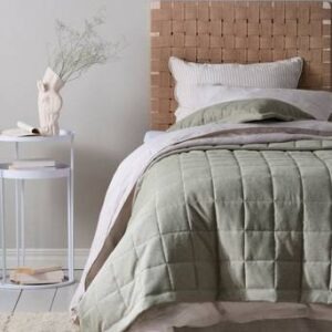 LINDEN överkast – enkelsäng 180×260 cm Mörkgrön