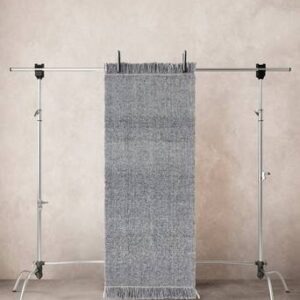 MONTUNA slätvävd matta Mörkgrå