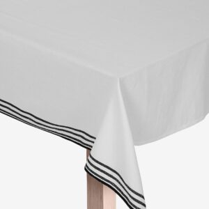 Markslöjd – Bordsduk STENHILD 150x300cm – Vit – Bordsdukar – Från Homeroom