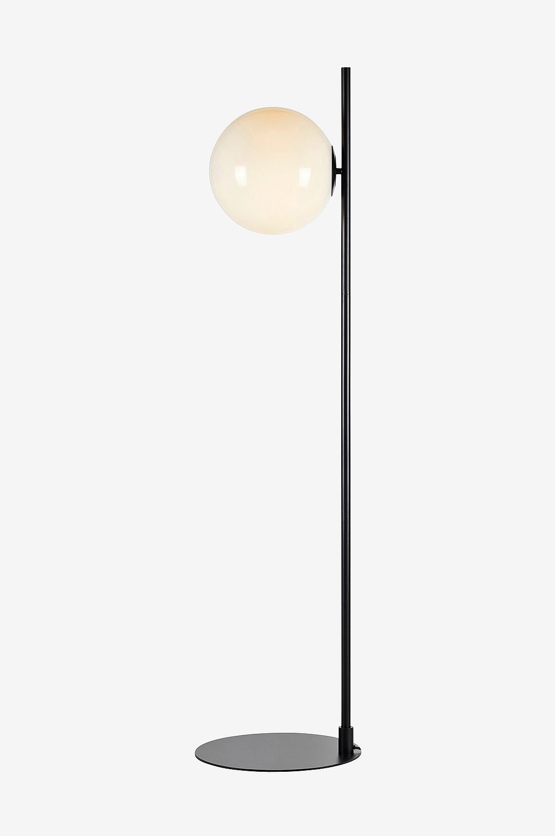 Markslöjd – Golvlampa DIONE 1L – Svart – Golvlampor – Från Homeroom