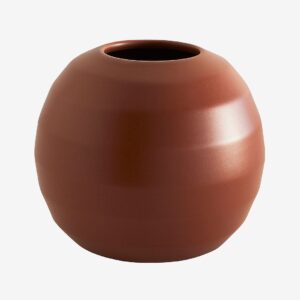 Markslöjd – Omfamna keramikvas 14×16 cm – Röd – Krukor & vaser – Från Homeroom