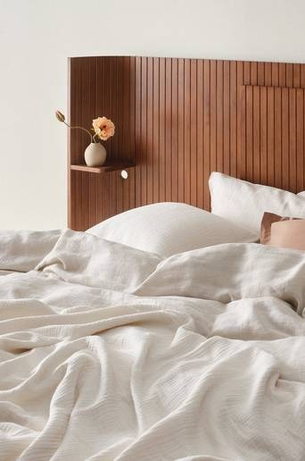 NAKAI sänggavel 160 cm/ 180 cm Valnöt