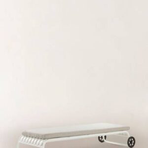 NERJA solsäng Vit/ljusgrå dyna