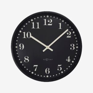 NeXtime – Väggklocka Dickens 30 cm – Svart – Väggklockor & bordsur – Från Homeroom