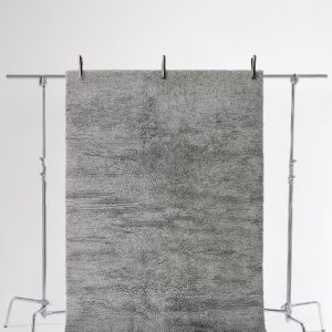 Pastill – Nora handvävd ullmatta – Grå – Ullmattor – Från Homeroom