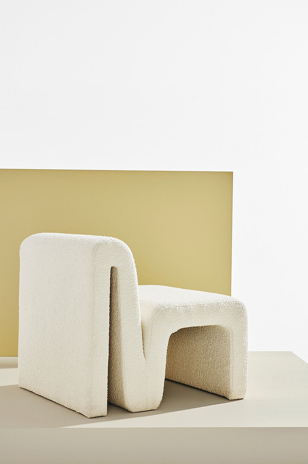 Pastill – Odette fåtölj i bouclé – Vit – Fåtöljer – Från Homeroom