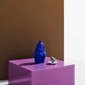 Pastill – Pop bord i färgat glas 60×60 cm – Lila – Soffbord – Från Homeroom