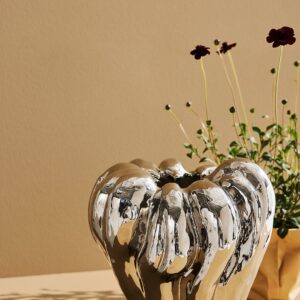 Pastill – Ruth Bold vas – Silver – Krukor & vaser – Från Homeroom