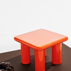 Pastill – Ted bord 50×50 – Orange – Soffbord – Från Homeroom