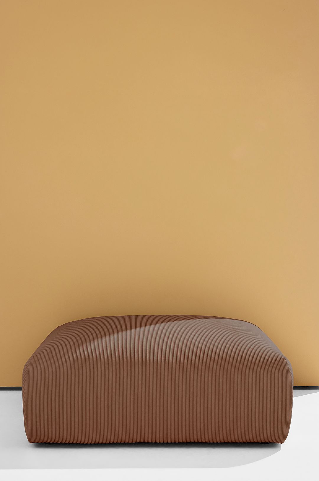 Pastill – Wenju puff – Brun – Fotpallar & puffar – Från Homeroom