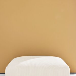 Pastill – Wenju puff – Vit – Fotpallar & puffar – Från Homeroom