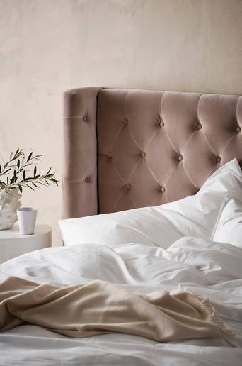 SKENE LYX sänggavel 120 cm Greige