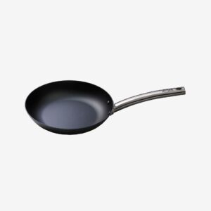 Skottsberg – Stekpanna Kolstål 24 cm – Svart – Stekpannor & grillpannor – Från Homeroom