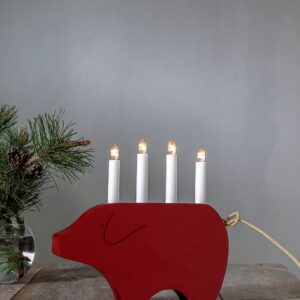 Star Trading – Ljusstake Gry höjd 28 cm – Röd – Adventsljusstakar – Från Homeroom