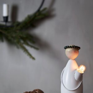 Star Trading – Ljusstake Lucia Classic höjd 24 cm – Vit – Adventsljusstakar – Från Homeroom
