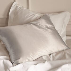 Staycation – Örngott Great i siden – Grå – Prydnadskuddar & kuddfodral – Från Homeroom