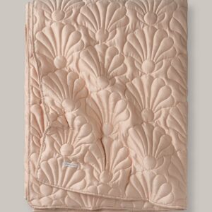 Staycation – Överkast Jazzy – Rosa – Överkast – Från Homeroom